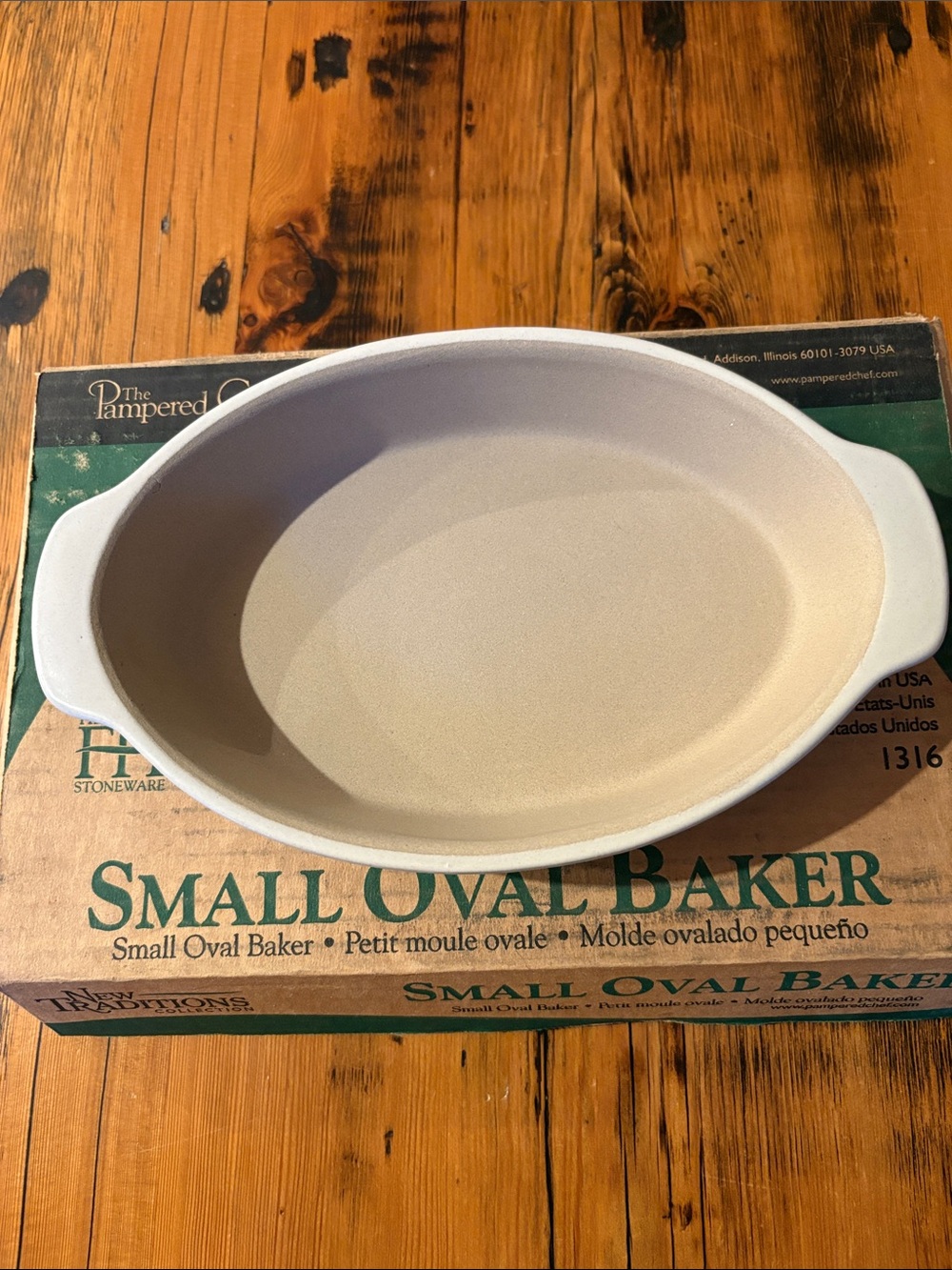 The Pampered Chef Small Oval Baker in Tan Beige